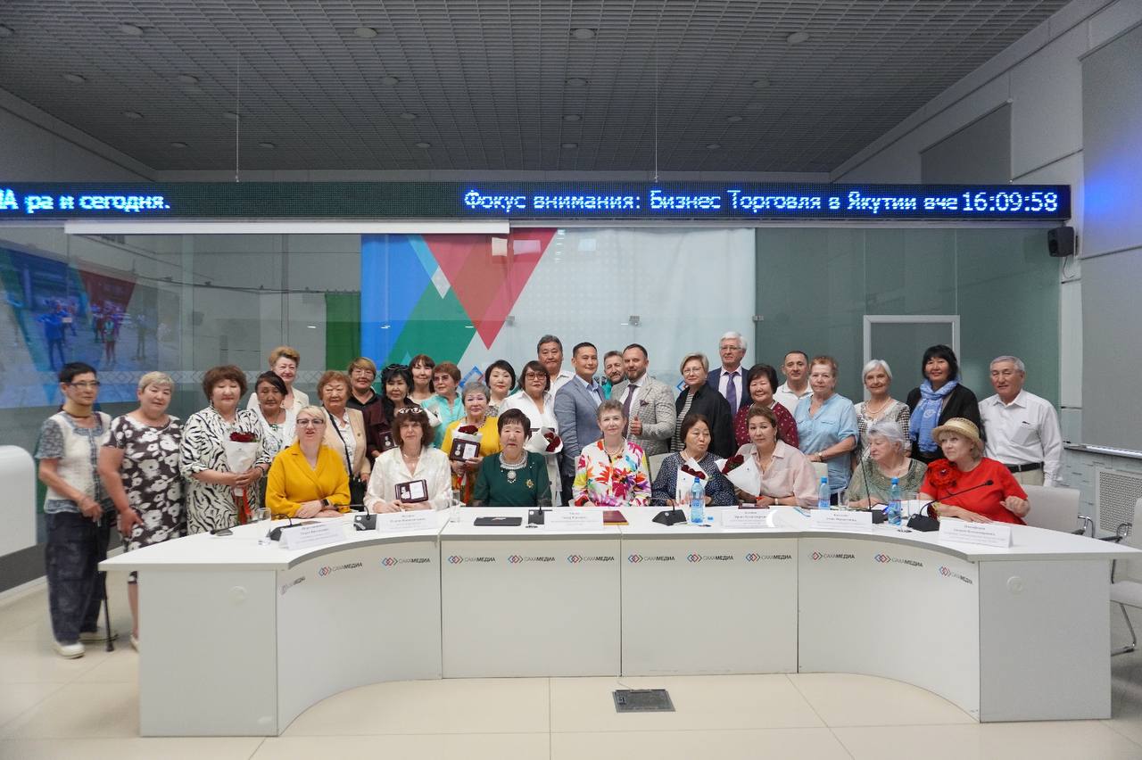 Денис Савостин награжден нагрудным знаком «Лидер перемен» за значительный вклад в развитие малого и среднего предпринимательства Якутии